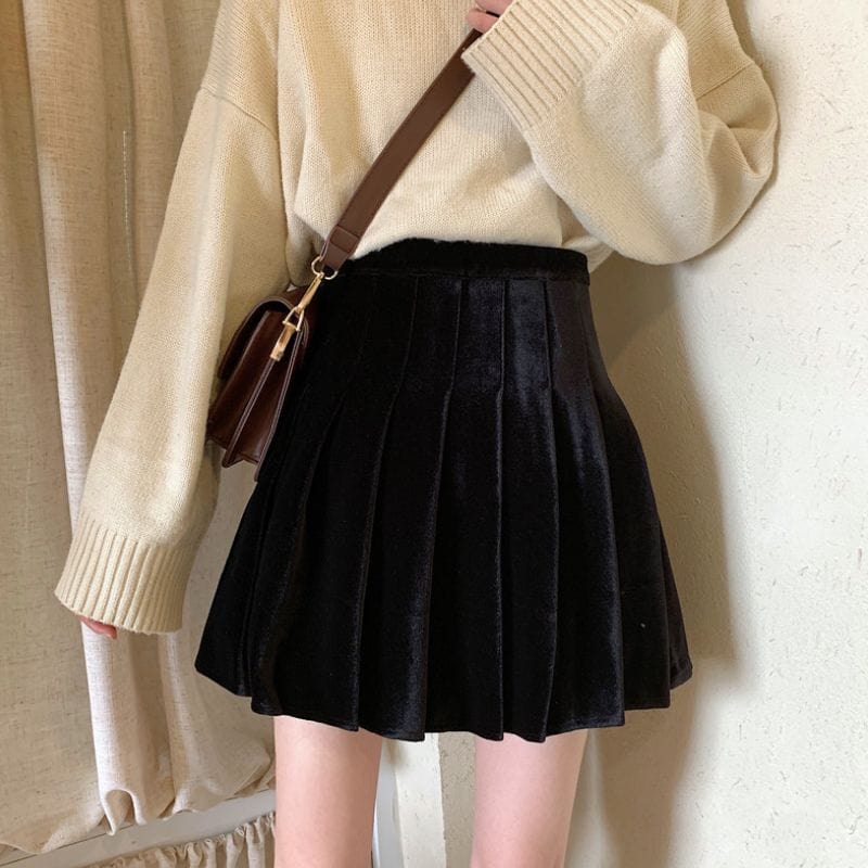 Jupe-Courte-Velours-Noir