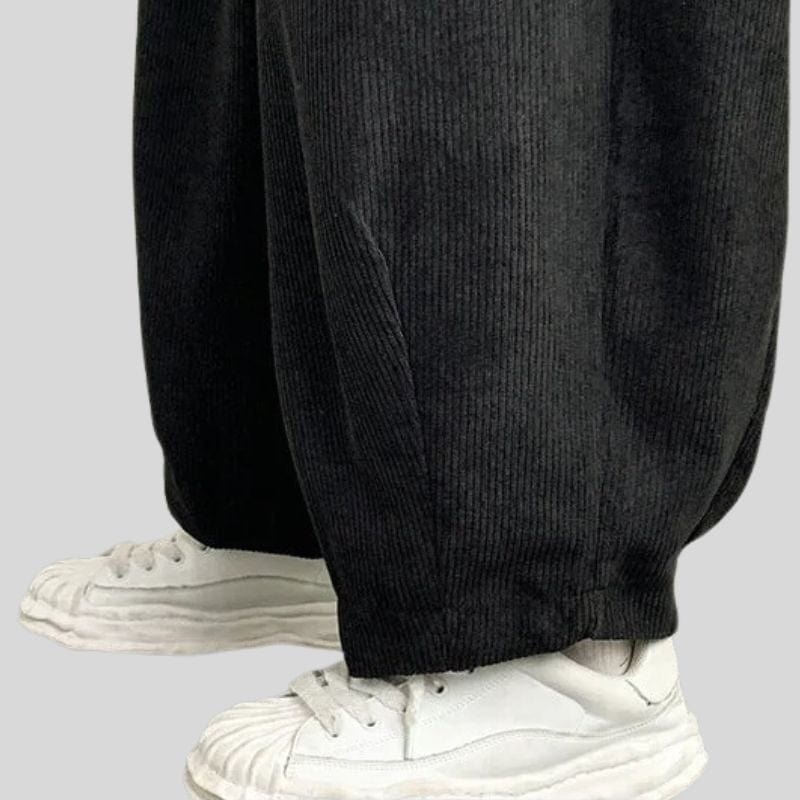 Pantalon-Noir-Velours-Cotelé-Homme