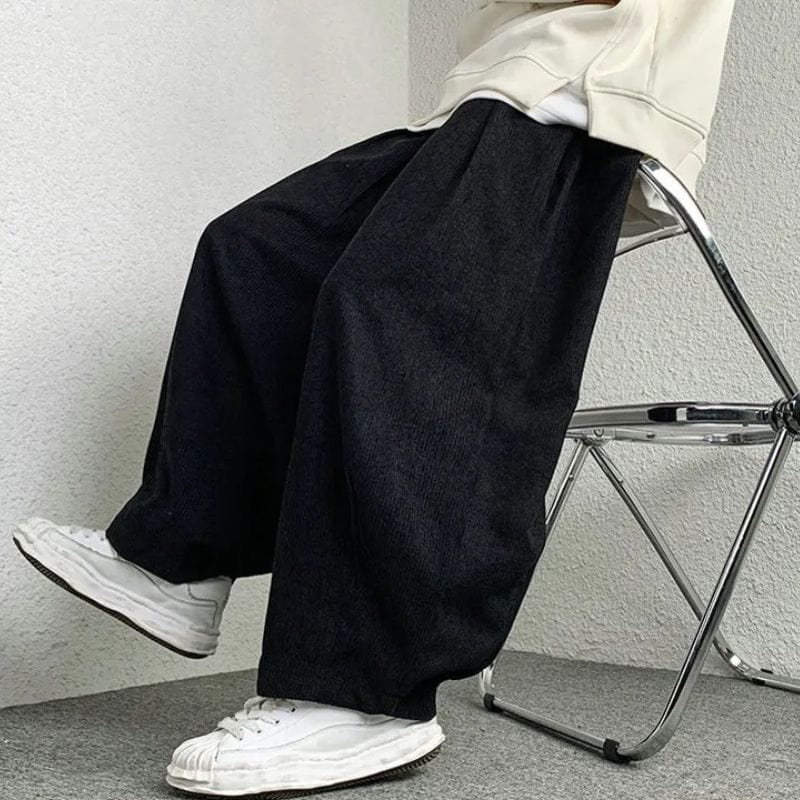 Pantalon-Noir-Velours-Cotelé-Homme