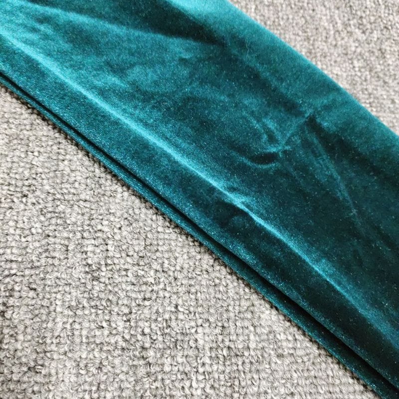 Robe-Velours-Dos-Nu