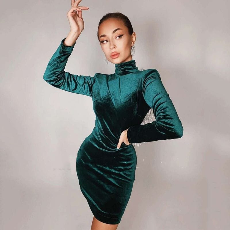 Robe-Velours-Dos-Nu