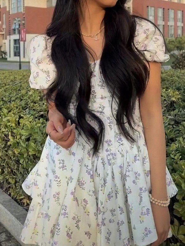 Chloe | Élégante Mini Robe Florale à Volants pour Femme 2