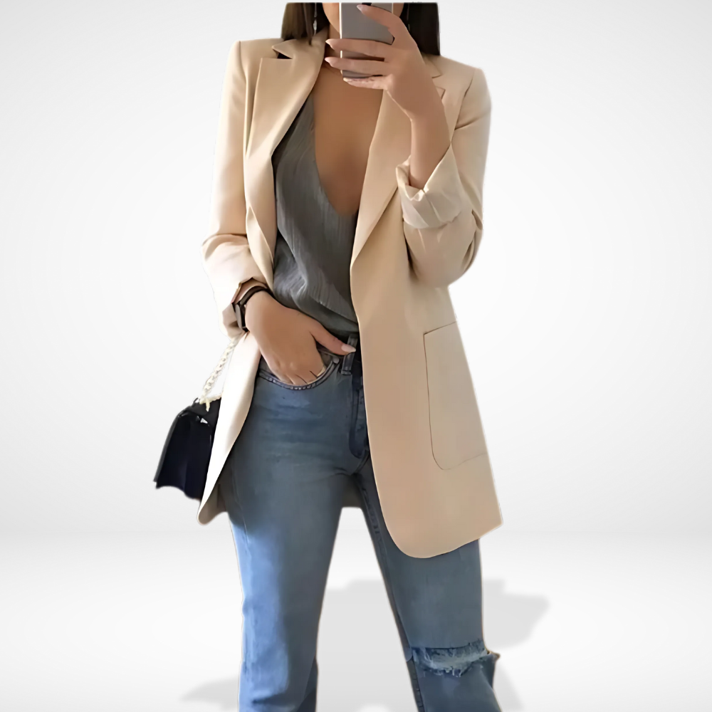 Clara | Chic Blazer Noir Femme avec Poches Pratiques 4