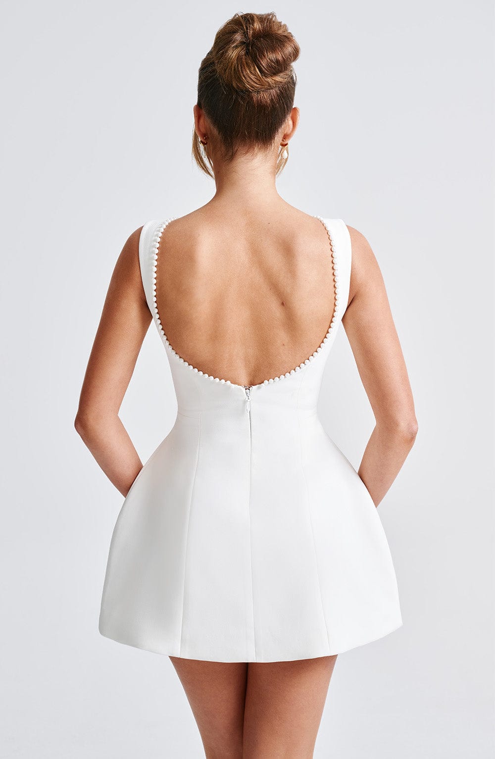 Clara | Élégante Mini-Robe Structurée pour Femme 7