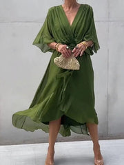 Elisabet | Robe Longue Femme à Manches Chauve-Souris avec Décolleté Croisé | Élégance Aérienne pour Toutes Occasions 0