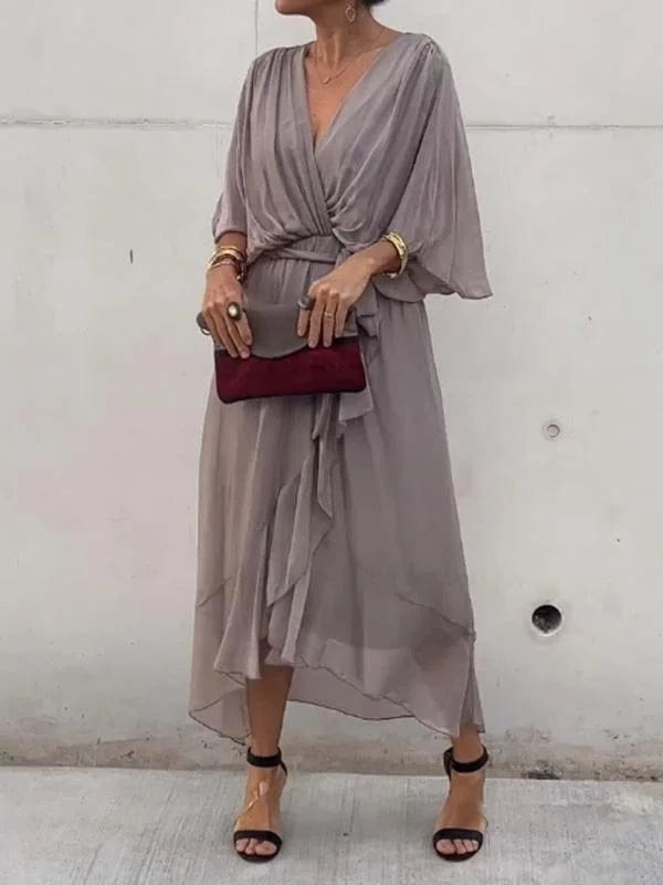 Elisabet | Robe Longue Femme à Manches Chauve-Souris avec Décolleté Croisé | Élégance Aérienne pour Toutes Occasions 4