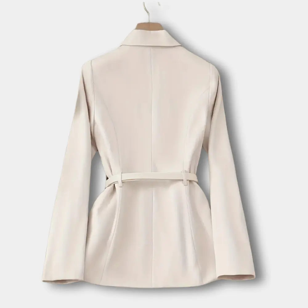 Emma | Élégant Blazer Noir Cintré Femme avec Ceinture 1