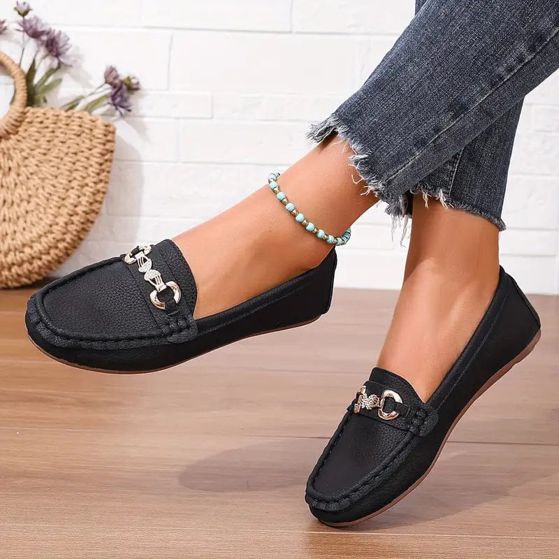 Lila | Élégants Mocassins Noir Femme avec Détails de Chaîne 1