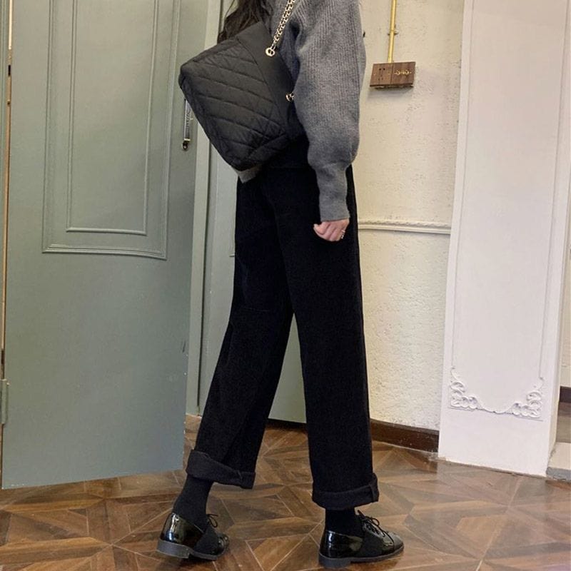 Pantalon-Velours-Cotelé-Noir-Femme