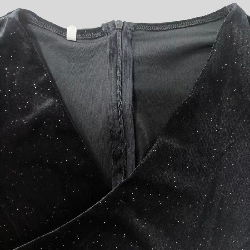 Robe-Velour-Noir-Manche-Longue