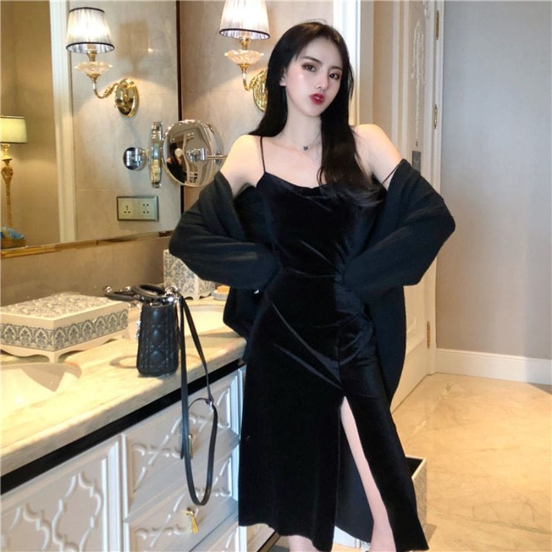 Robe-en-Velour-Noire