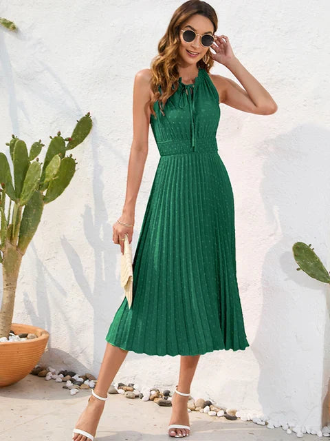 Robe Femme Plissée avec Dos-Nu en Tissu Respirant | Élégance et Confort pour Soirées et Événements 3
